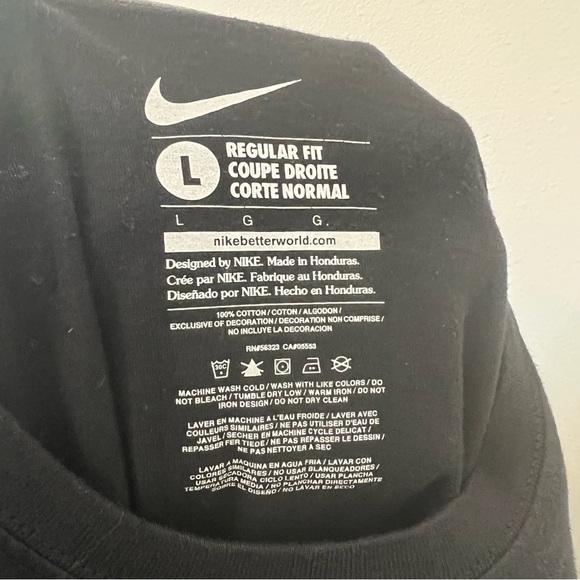 Nike Lift Off Black Shoe Image Shirt - Picture 3 of 3